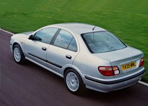 Nissan Almera Sedan (UK) '2000